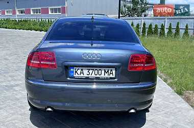 Седан Audi A8 2004 в 