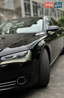 Седан Audi A8 2013 в 