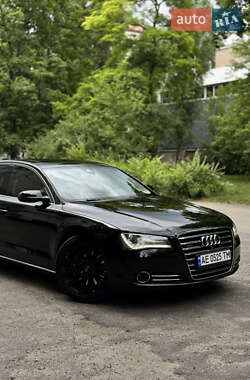 Седан Audi A8 2013 в 