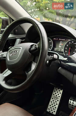 Седан Audi A8 2013 в 