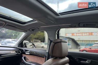 Седан Audi A8 2016 в 