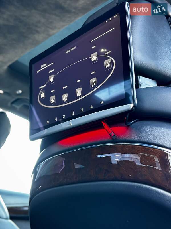 Седан Audi A8 2015 в Одессе