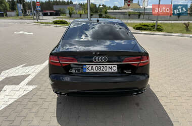 Седан Audi A8 2017 в 