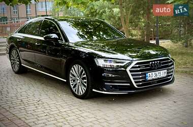 Седан Audi A8 2018 в 