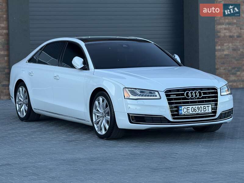 Седан Audi A8 2015 в Черновцах