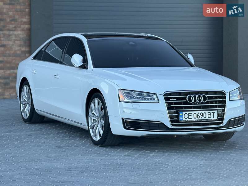 Седан Audi A8 2015 в Черновцах