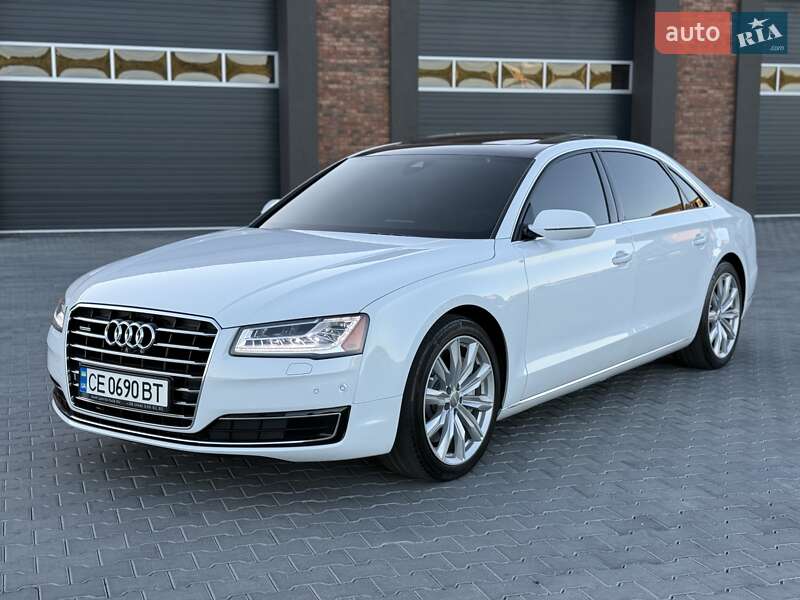 Седан Audi A8 2015 в Черновцах