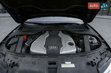 Седан Audi A8 2014 в 
