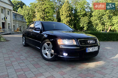 Седан Audi A8 2004 в 