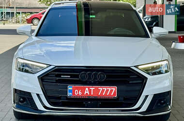 Седан Audi A8 2021 в 
