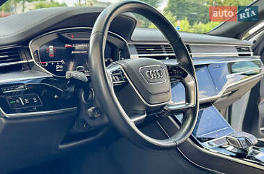 Седан Audi A8 2021 в 