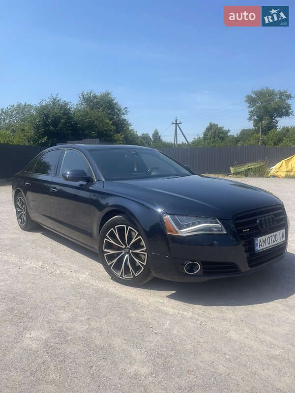 Седан Audi A8 2013 в Бердичеве
