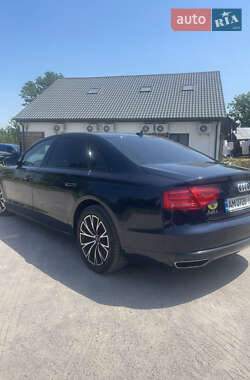 Седан Audi A8 2013 в 