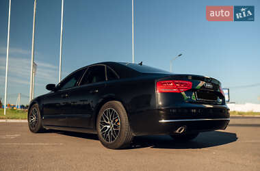 Седан Audi A8 2010 в 