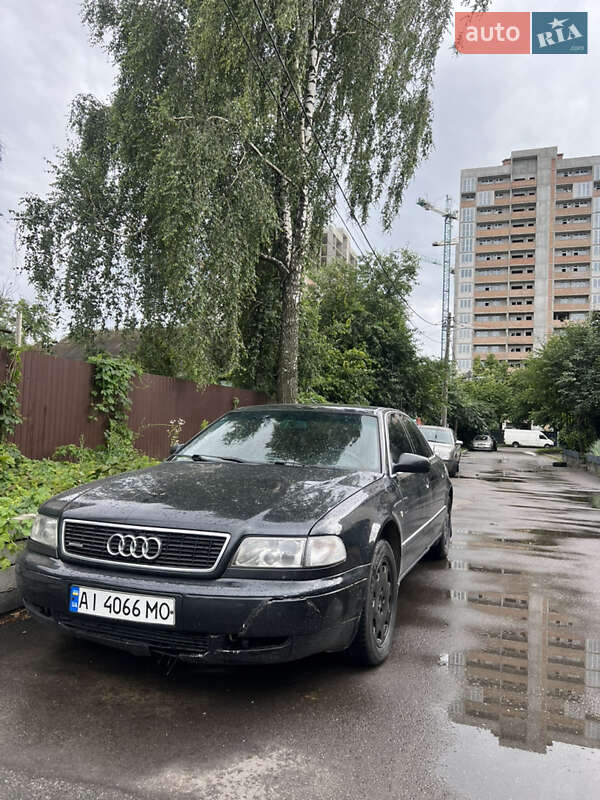 Audi A8 1998