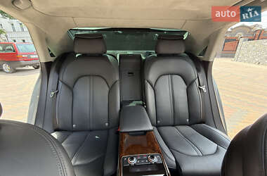 Седан Audi A8 2014 в 