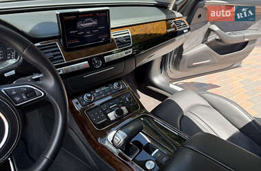Седан Audi A8 2014 в 