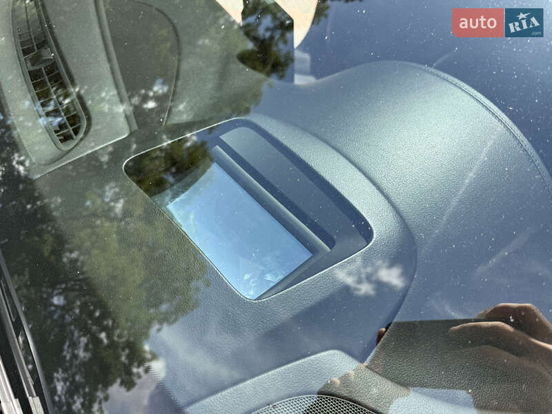 Седан Audi A8 2014 в Звягеле
