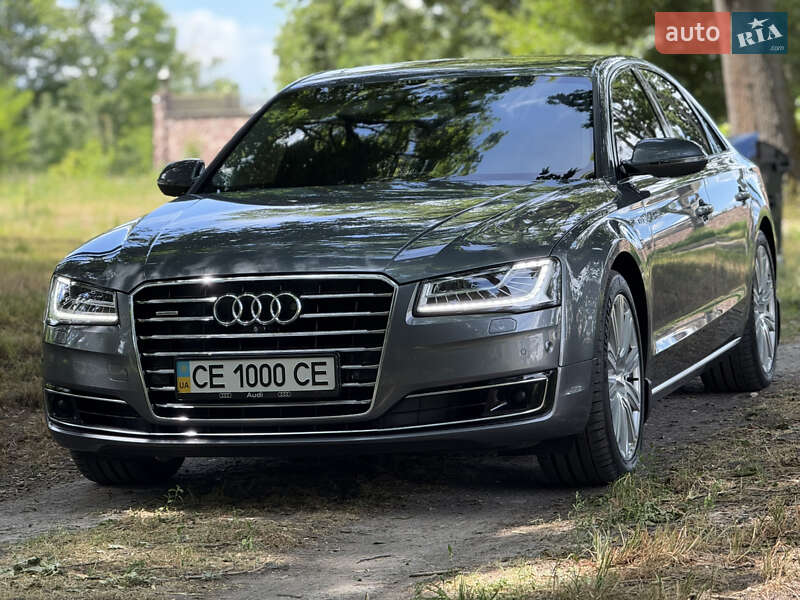 Седан Audi A8 2014 в Звягеле