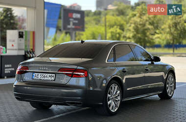Седан Audi A8 2016 в 