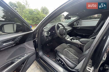 Седан Audi A8 2010 в 