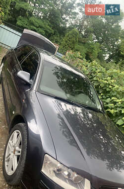 Седан Audi A8 2004 в 