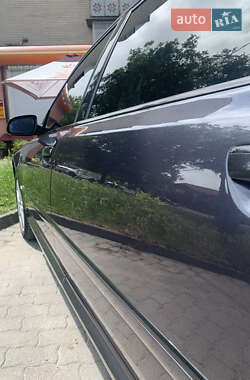 Седан Audi A8 2004 в 