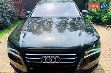 Седан Audi A8 2013 в Киеве