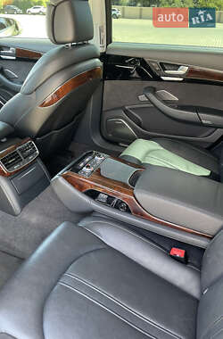 Седан Audi A8 2013 в Одессе