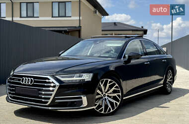 Седан Audi A8 2018 в 