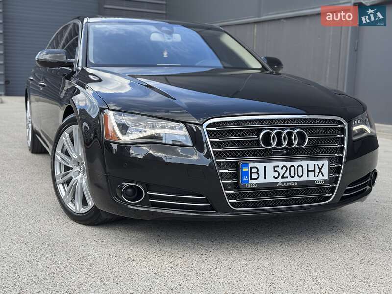 Седан Audi A8 2013 в Києві