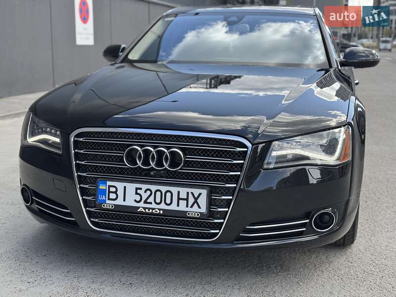 Седан Audi A8 2013 в Києві