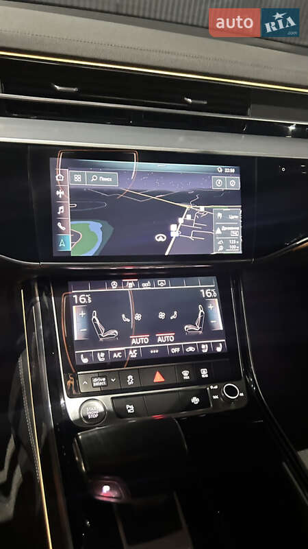 Седан Audi A8 2018 в Мукачевому