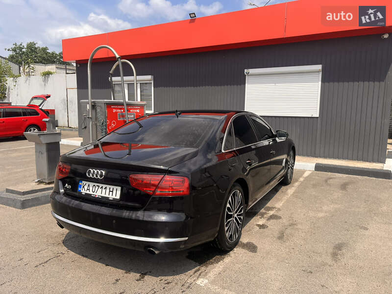 Audi A8 2013