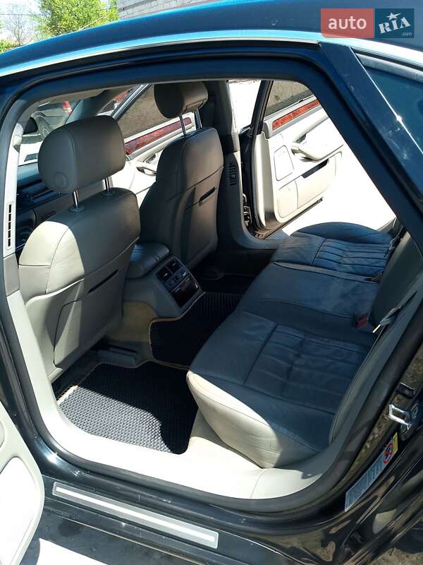 Седан Audi A8 2005 в Києві