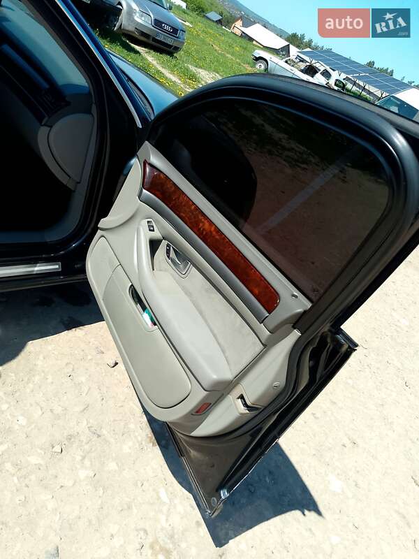 Седан Audi A8 2005 в Києві