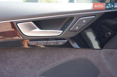 Седан Audi A8 2013 в 