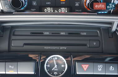 Седан Audi A8 2013 в 
