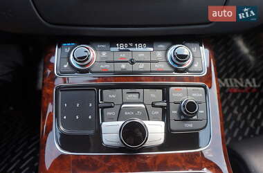 Седан Audi A8 2013 в 