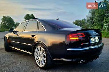 Седан Audi A8 2003 в 
