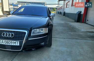 Седан Audi A8 2003 в 