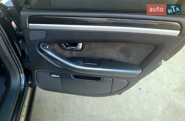 Седан Audi A8 2003 в 