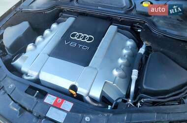 Седан Audi A8 2003 в 