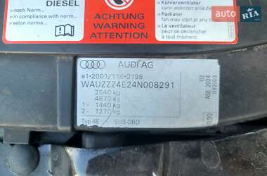 Седан Audi A8 2003 в 