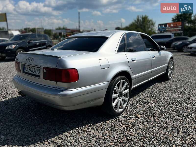 Седан Audi A8 1999 в Харкові