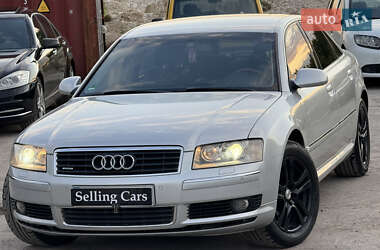 Седан Audi A8 2004 в 