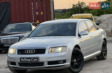Седан Audi A8 2004 в 