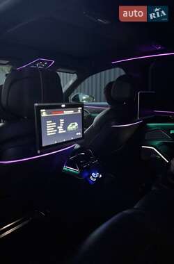 Седан Audi A8 2018 в 