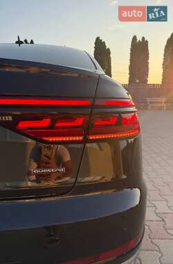Седан Audi A8 2018 в 