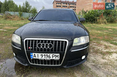 Седан Audi A8 2004 в Киеве